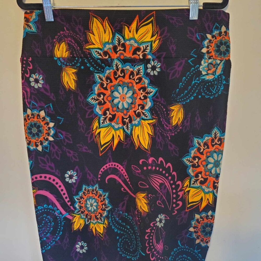 LuLaRoe Cassie Pencil Skirt